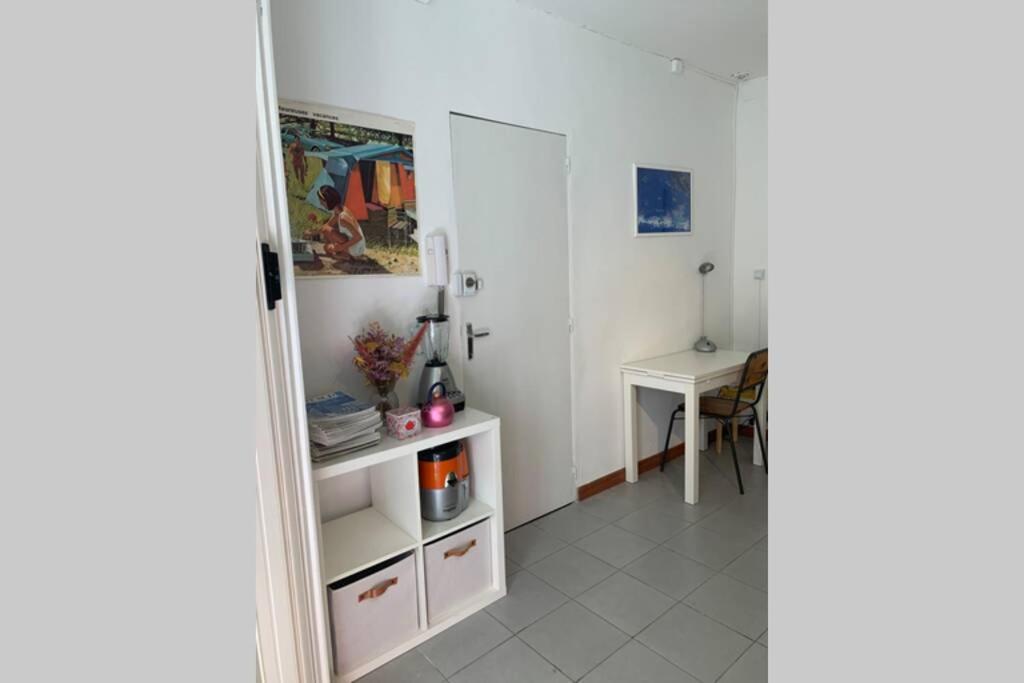 Charming Studio With Patio In The Heart Of Marsilia Exterior foto